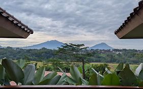 Kasuari Exotic Resort Magelang